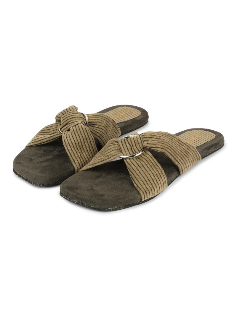 Zima Crossover Corduroy Slides Women