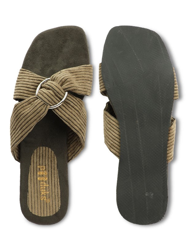 Zima Crossover Corduroy Slides Women